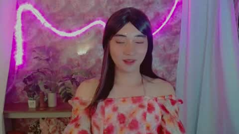 Snapshot of onelesslonelygirl69 chatting on July 12, 5:48 pm KLIER online show from July 12, 5:48 pm