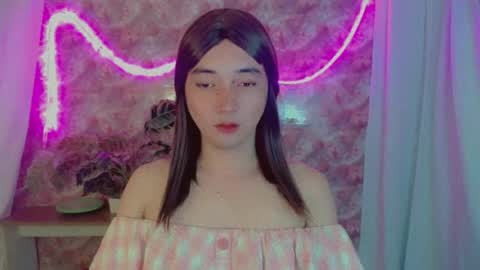 Snapshot of onelesslonelygirl69 chatting on July 19, 3:21 am KLIER online show from July 19, 3:21 am
