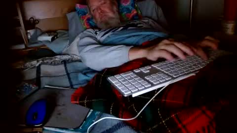 Snapshot of onemattu chatting on November 24, 8:03 am Mattu online show from November 24, 8:03 am