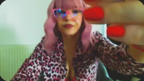 Snapshot of onemoreblonde chatting on June 5, 11:05 am Nicol online show from June 5, 11:05 am