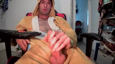 onesieboyx online show from October 14, 2:18 pm