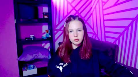 Snapshot of onessandra chatting on September 24, 5:11 am onessandra online show from September 24, 5:11 am