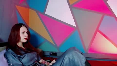 onessandra online show from March 9, 12:58 am