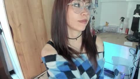 oni_dakotta online show from March 1, 1:57 pm