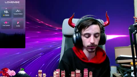 Snapshot of oni_hoshi chatting on November 15, 6:15 pm Oni hoshi online show from November 15, 6:15 pm