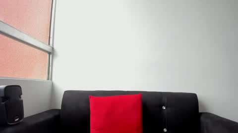 onion_knight420 online show from May 30, 6:27 pm