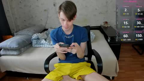 Snapshot of only_eric chatting on June 1, 6:15 am Erick online show from June 1, 6:15 am
