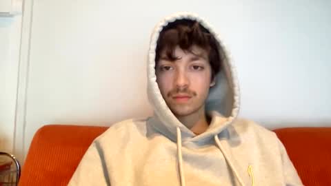 Snapshot of only_french_boy chatting on November 3, 8:32 pm French-boy online show from November 3, 8:32 pm