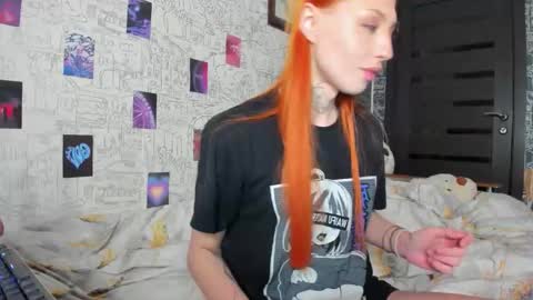 Snapshot of only_iva21 chatting on October 2, 2:57 pm Iva online show from October 2, 2:57 pm