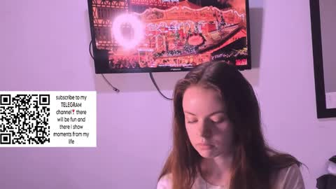 Snapshot of only_sarah1 chatting on December 24, 11:44 pm only_sarah1 online show from December 24, 11:44 pm