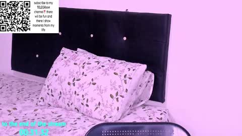 Snapshot of only_sarah1 chatting on February 15, 12:59 am only_sarah1 online show from February 15, 12:59 am