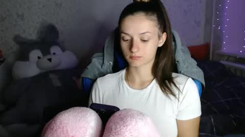 Amalia online show from October 15, 5:35 pm