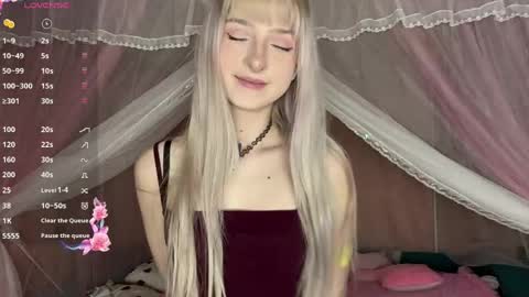 Eva online show from April 20, 7:55 am