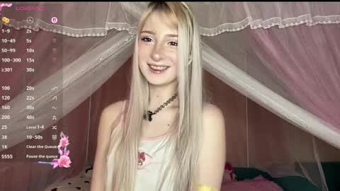 Eva online show from April 28, 7:02 am