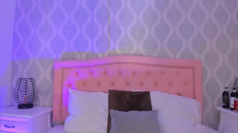 Snapshot of onlygia chatting on September 28, 7:41 pm Only online show from September 28, 7:41 pm