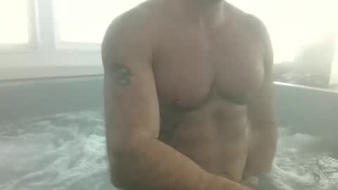 onlylooking4 online show from February 1, 6:50 pm