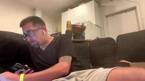 onthecumup69 online show from September 30, 8:08 am