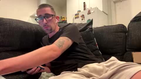 Snapshot of onthecumup69 chatting on November 10, 12:26 pm onthecumup69 online show from November 10, 12:26 pm