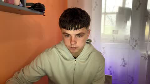 Snapshot of onyiix_ chatting on November 22, 11:09 am Mike online show from November 22, 11:09 am