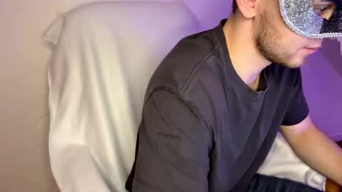 Mike online show from February 22, 5:33 pm