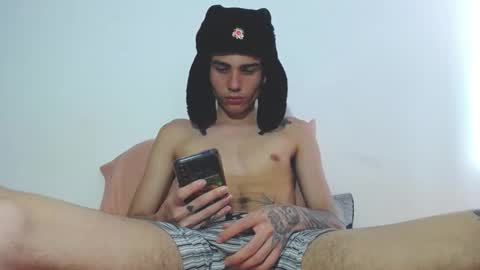 onzas_ online show from October 16, 7:15 pm