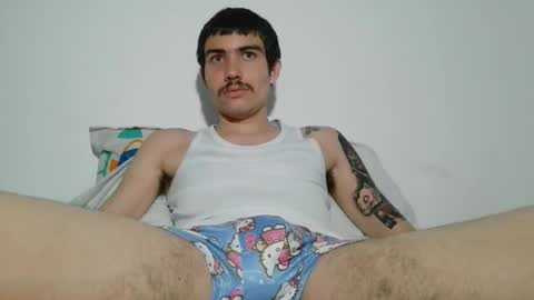 onzas_ online show from February 9, 11:09 pm