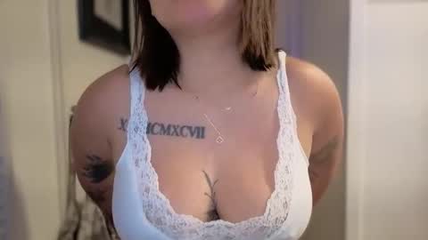 Miss Girly online show from April 26, 11:02 pm