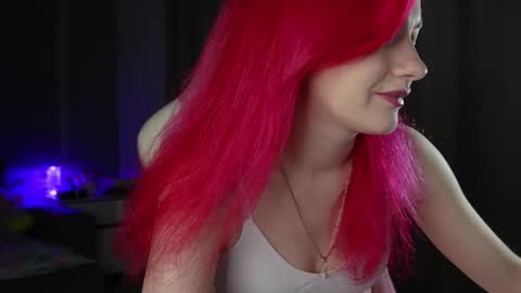 Hannah online show from October 26, 1:28 pm