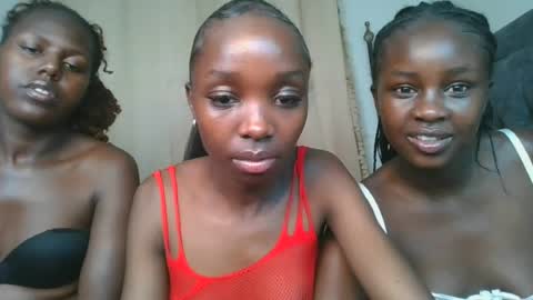 ophellia1 online show from August 5, 8:11 pm
