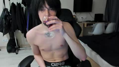 Bella and John online show from February 15, 9:11 pm