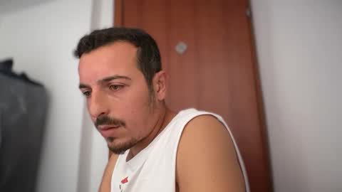 Snapshot of or690 chatting on November 13, 11:42 am or online show from November 13, 11:42 am