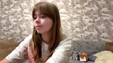 Coraline online show from September 19, 9:26 pm