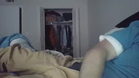 Snapshot of orange22boi chatting on March 9, 11:03 pm orange22boi online show from March 9, 11:03 pm