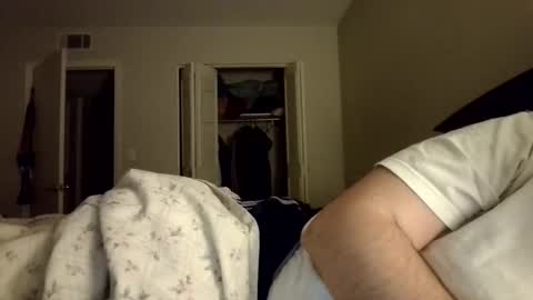 Snapshot of orange22boi chatting on March 25, 3:23 am orange22boi online show from March 25, 3:23 am