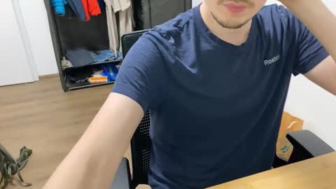 Woody online show from November 13, 7:35 pm