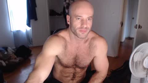 Snapshot of oregon87 chatting on December 30, 4:40 pm The Oregon Lumberjack online show from December 30, 4:40 pm