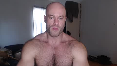 Snapshot of oregon87 chatting on February 5, 12:20 am The Oregon Lumberjack online show from February 5, 12:20 am