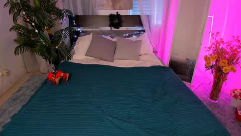 Snapshot of orfeya_one chatting on January 1, 10:03 pm Orfeya online show from January 1, 10:03 pm