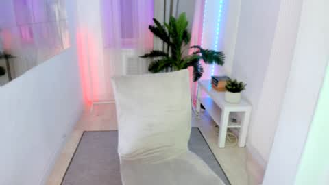 Snapshot of orfeya_one chatting on January 17, 4:57 pm Orfeya online show from January 17, 4:57 pm