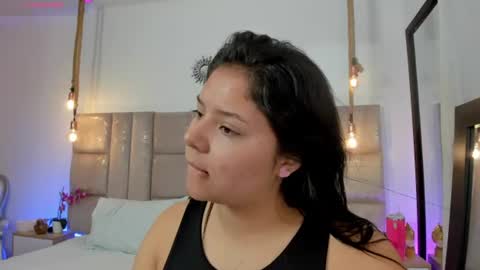 Snapshot of oriana_guzman chatting on July 17, 10:58 pm Miss Guzman online show from July 17, 10:58 pm