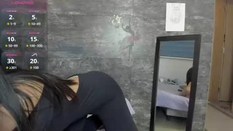 Snapshot of oriana_olsen chatting on July 1, 2:35 am Oriana online show from July 1, 2:35 am