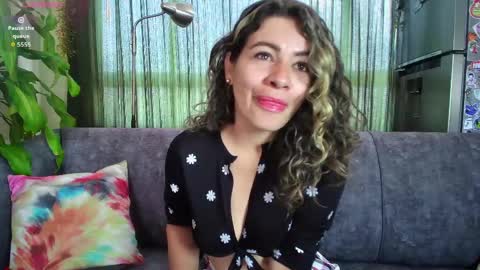 Oriana online show from May 8, 3:50 pm