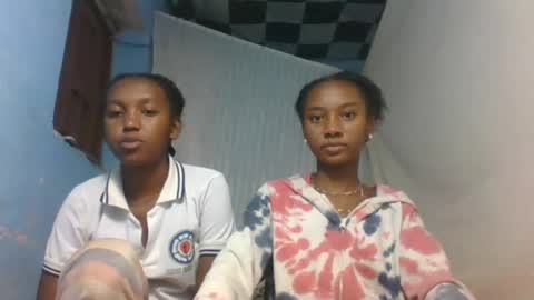 Snapshot of orianie064 chatting on June 30, 6:31 pm orianie064 online show from June 30, 6:31 pm