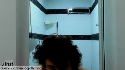 Snapshot of orlando__bloom chatting on February 10, 11:04 am Fansly and Instagram - online show from February 10, 11:04 am