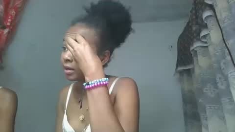 ornellahhh online show from October 12, 4:06 pm