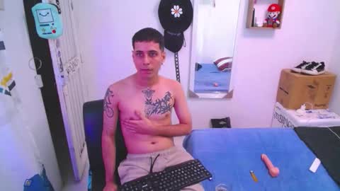 Snapshot of orus_420 chatting on November 28, 2:25 am orus_420 online show from November 28, 2:25 am