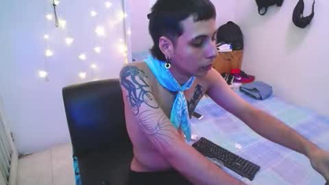 Snapshot of orus_420 chatting on December 14, 5:24 am orus_420 online show from December 14, 5:24 am