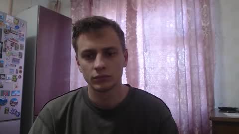 Snapshot of oscar_sssky chatting on September 25, 9:46 am Oscar online show from September 25, 9:46 am