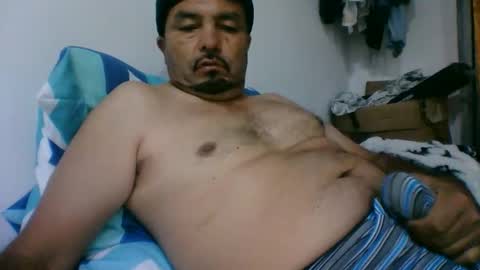 Snapshot of oscarjhe3512 chatting on May 2, 1:54 am oscarjhe3512 online show from May 2, 1:54 am