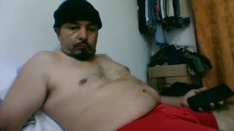 Snapshot of oscarjhe3512 chatting on June 2, 2:24 am oscarjhe3512 online show from June 2, 2:24 am